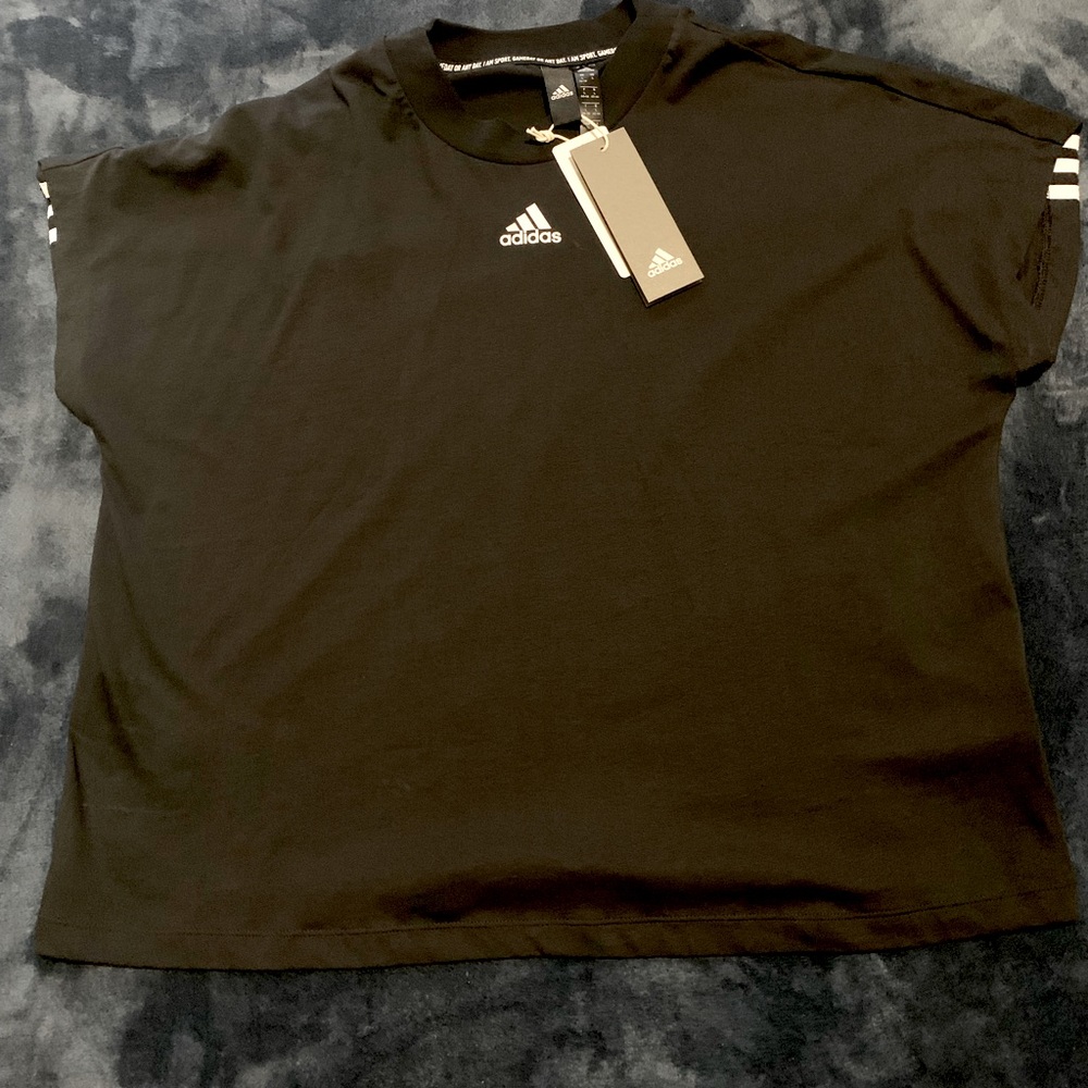 Adidas black top